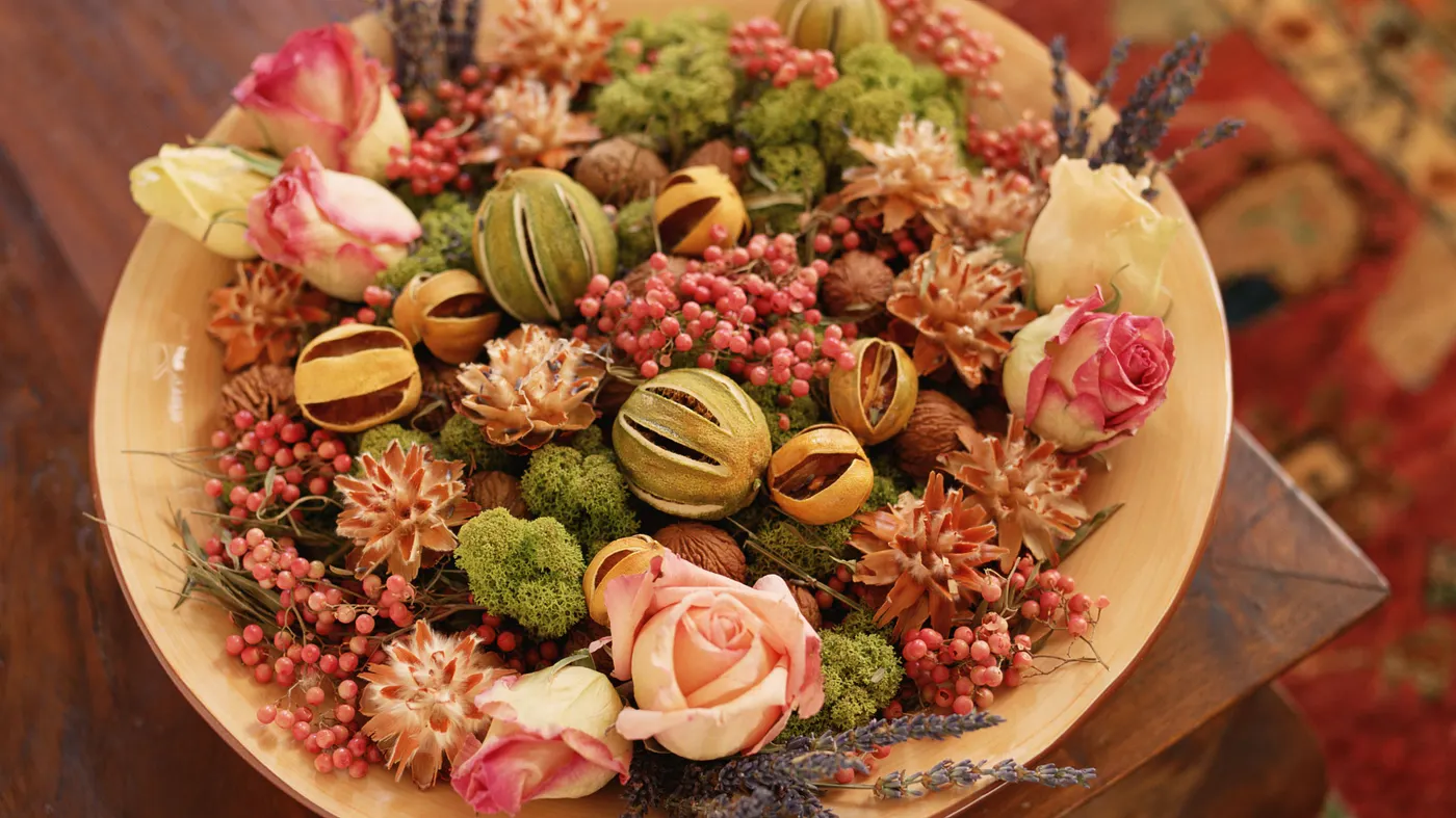 గులేబకావళి పూలు